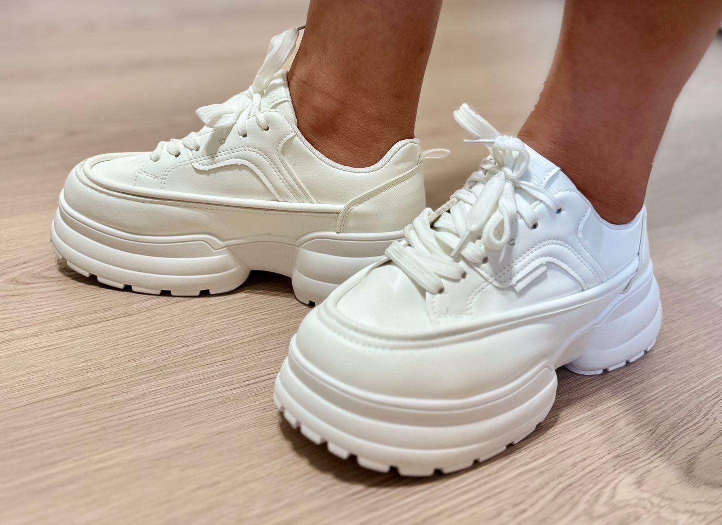 White Thick-Soled Sponge Cake Casual Sports Dad Shoes for Women